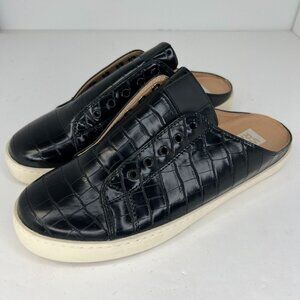 White Raven Womens Black Crocodile Print Embossed Size 9 Slip-On Shoes